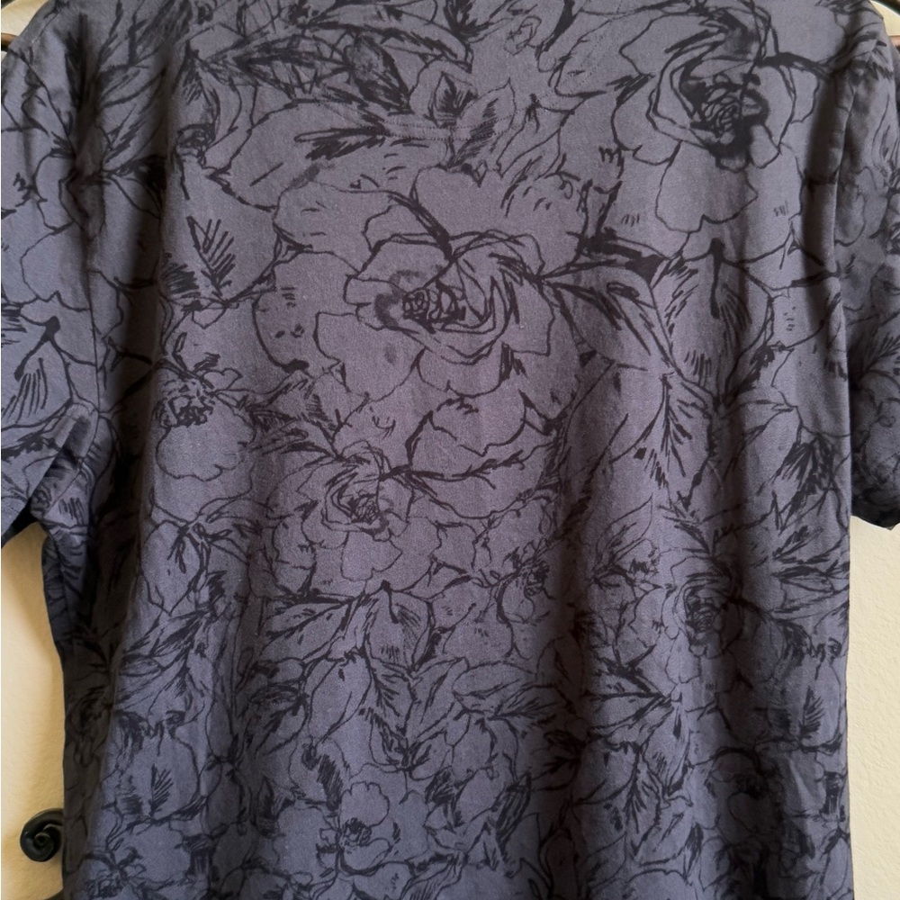EUC Abercrombie & Fitch T-shirt Men’s Large - Picture 4 of 9